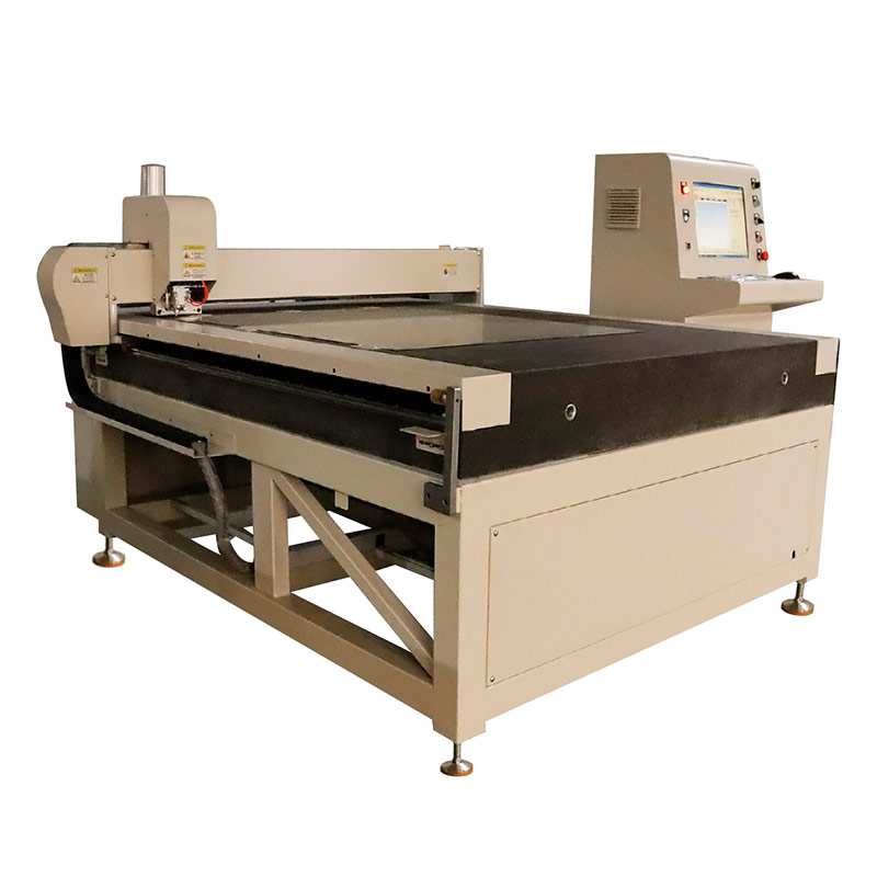 液晶玻璃切割機(jī)要求精度多少？